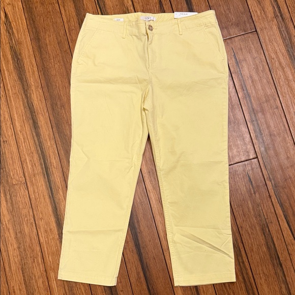 LOFT Pants - LOFT Sz 14 Pale Yellow Straight Leg Crop Pants